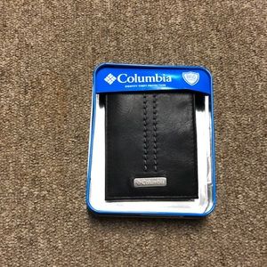 Columbia leather wallet